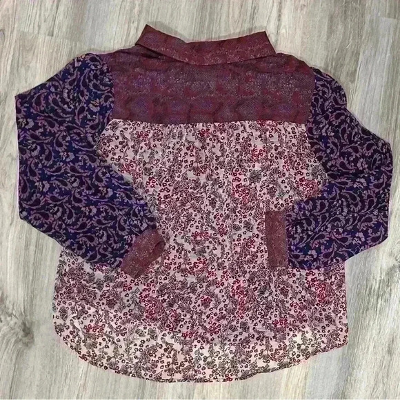 Chelsea & Theodore Women’s Sheer Long Sleeve Button Down Blouse Print Top Size L - Picture 5 of 7